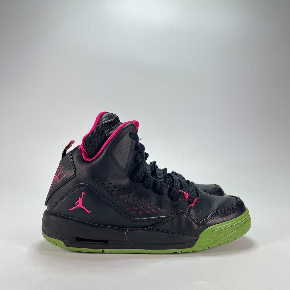 Air Jordan SC 3 Black Pink Lucid Green Basketball Shoes 630611-038 Youth Sz 5Y